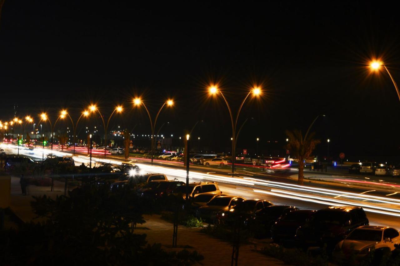 Al Corniche Hotel Sardzsa Kültér fotó