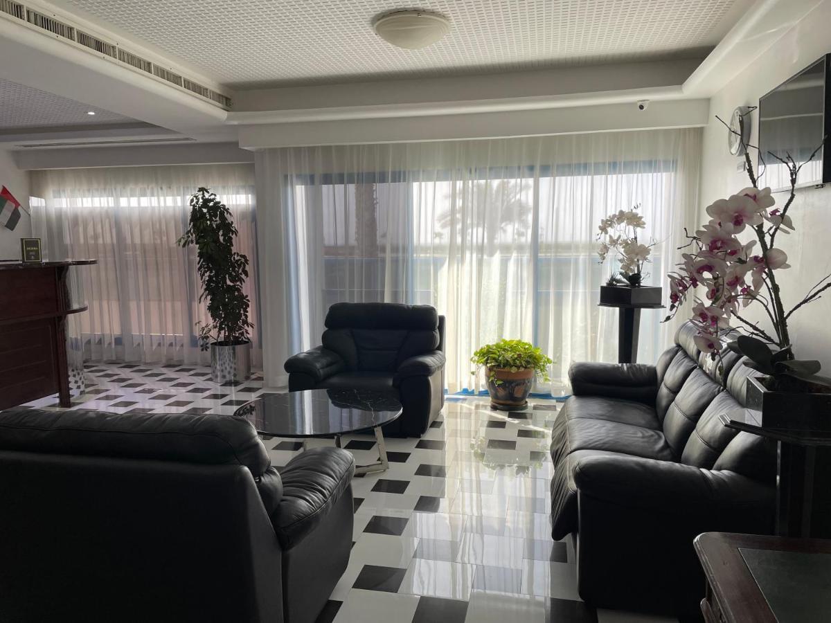 Al Corniche Hotel Sardzsa Kültér fotó