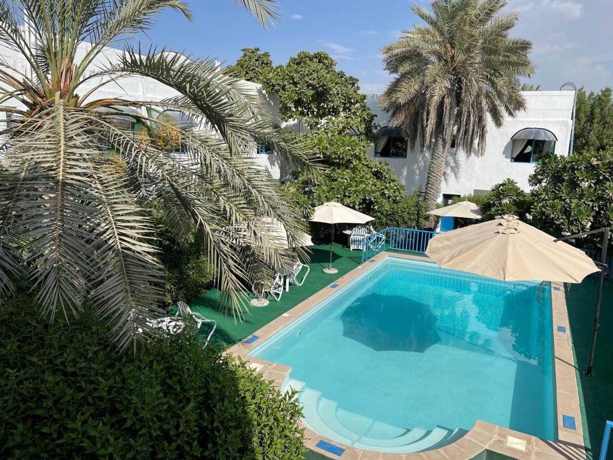 Al Corniche Hotel Sardzsa Kültér fotó