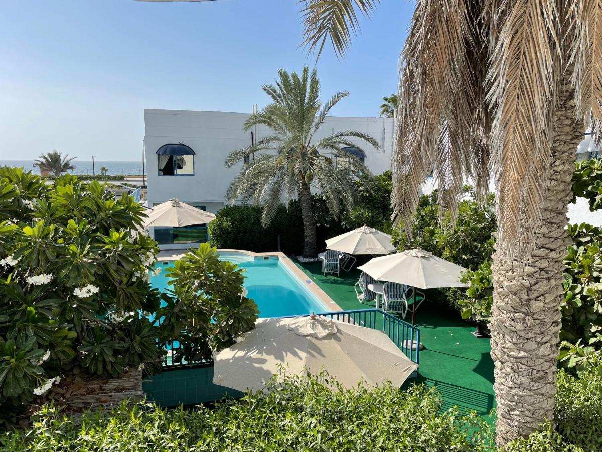 Al Corniche Hotel Sardzsa Kültér fotó