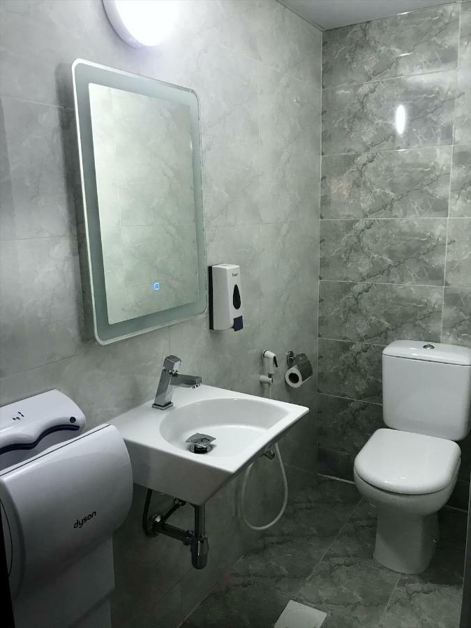 Al Corniche Hotel Sardzsa Kültér fotó