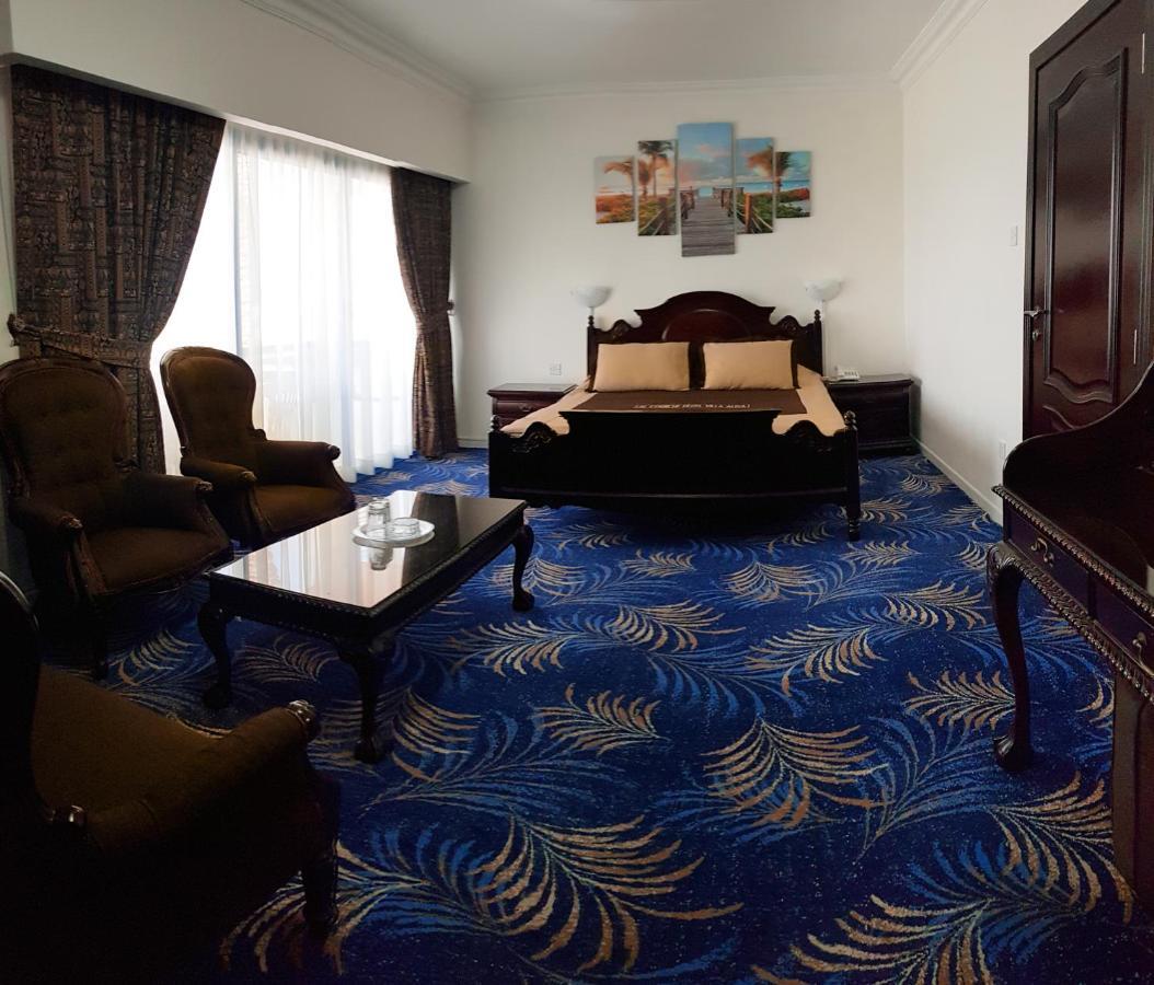 Al Corniche Hotel Sardzsa Kültér fotó