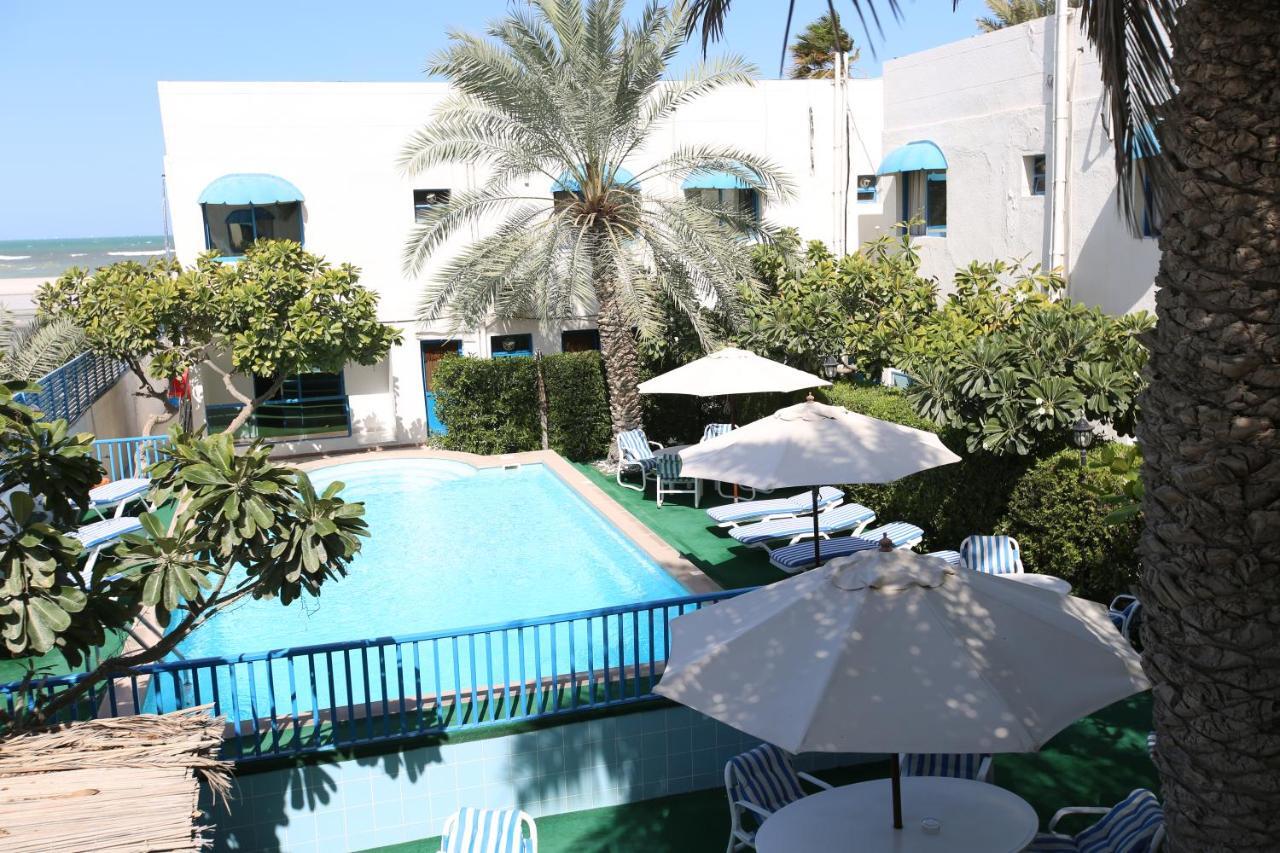 Al Corniche Hotel Sardzsa Kültér fotó