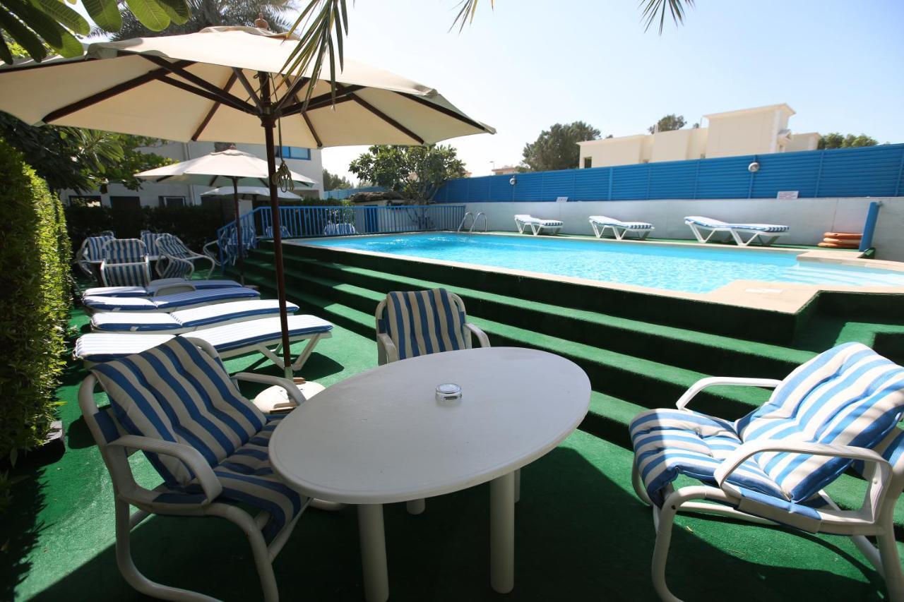 Al Corniche Hotel Sardzsa Kültér fotó