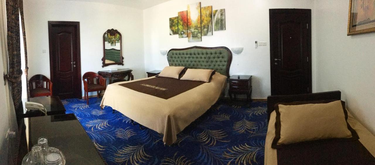 Al Corniche Hotel Sardzsa Kültér fotó